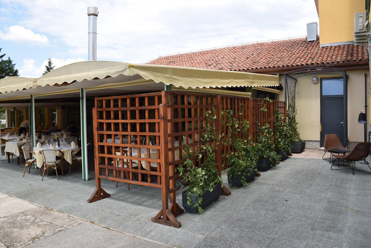 Restaurant Bric Dekani Экстерьер фото