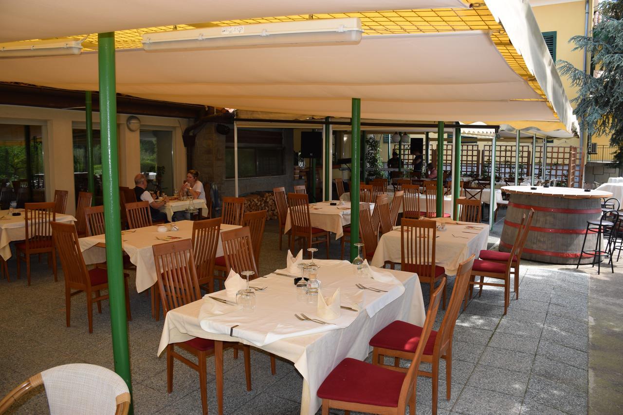 Restaurant Bric Dekani Экстерьер фото